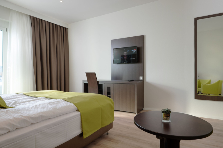 Bedroom 4, Boutique Hotel Bellevue, Lörrach