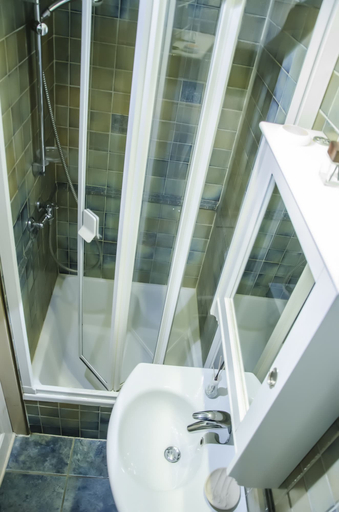 Bathroom 3, Magic Apartments, Kraków City