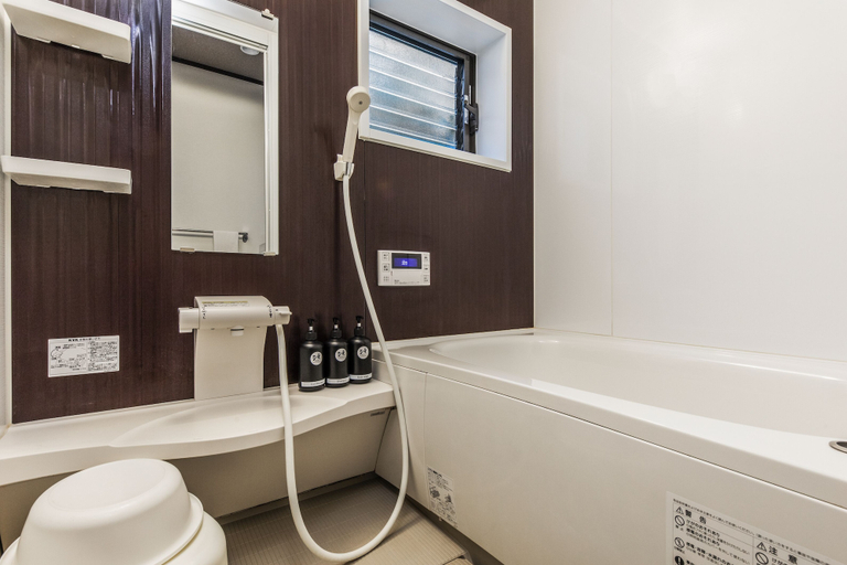 Bathroom 3, Shiki Homes SEN, Kyoto