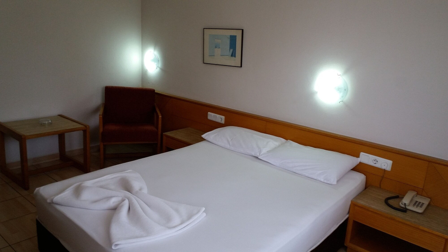Bedroom 3, Isinda Hotel, Antalya