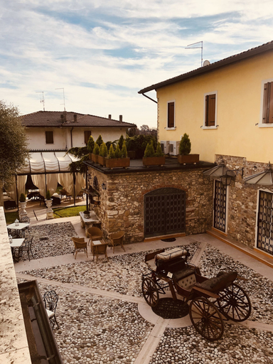Exterior & Views 2, Antica Dimora Corte Impero, Verona