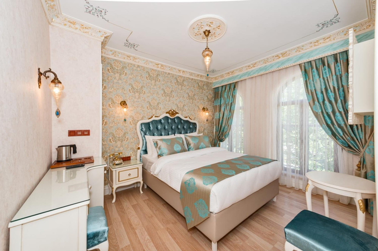 Bedroom 4, Hotel 1453, Fatih