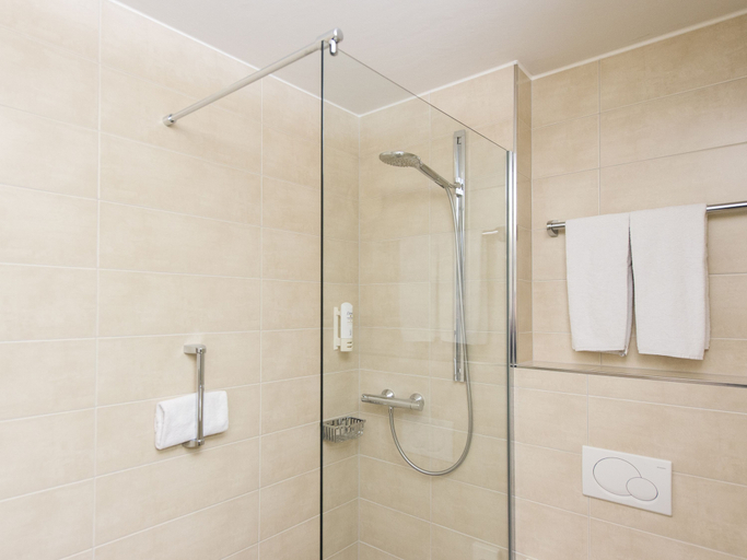 Bathroom 4, Hotel Fulda Mitte, Fulda