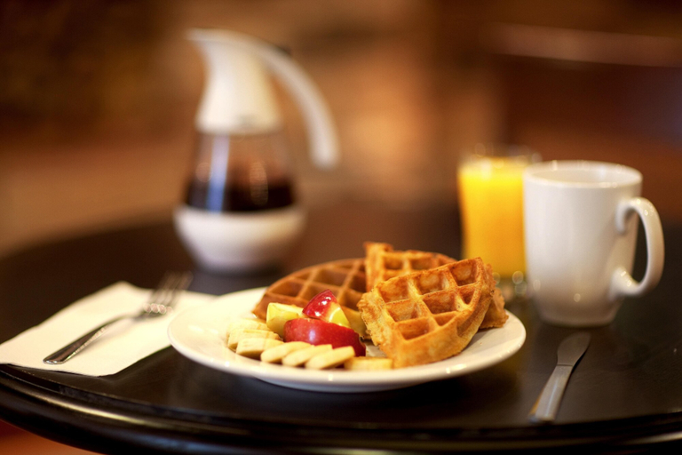 Food & Drinks 4, Quality Inn & Suites Mount Pleasant, Henry