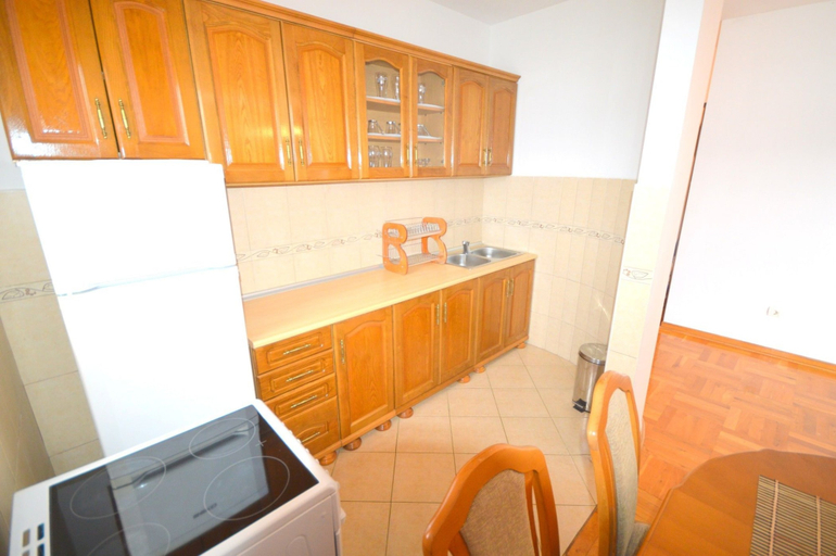 Others 4, Seafront Apartment Bijela