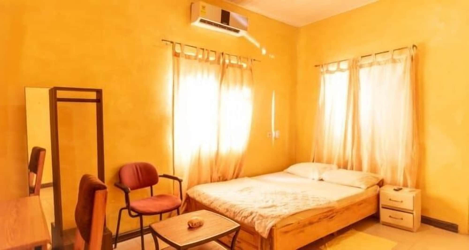 Bedroom 2, K archy Lodge, East Akim