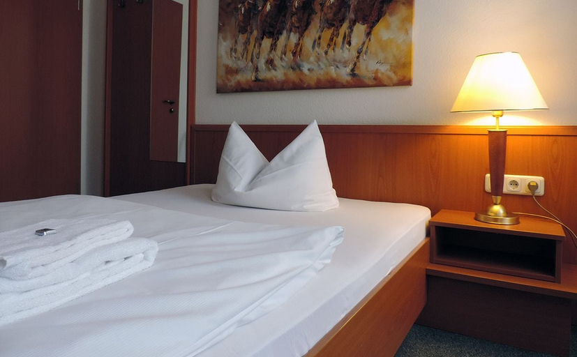 Bedroom 4, Hotel Carl von Clausewitz, Jerichower Land