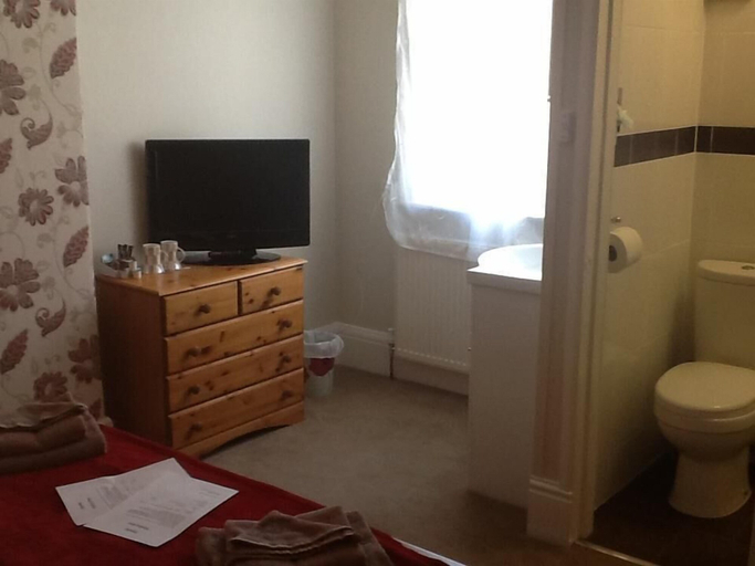 Bedroom 4, Waverley Guest House, Torbay
