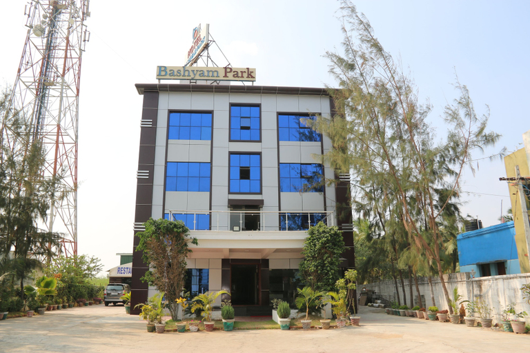 Exterior & Views 2, Hotel Bashyam Park, Kancheepuram