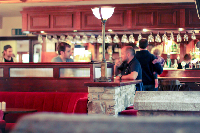 Food & Drinks 5, Arnolds Hotel