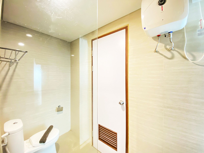 Bathroom 2, Cozy Studio Room At Green Kosambi (Greko) Apartment, Bandung