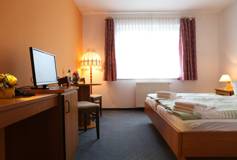 Bedroom 2, Hotel Riedel, Görlitz