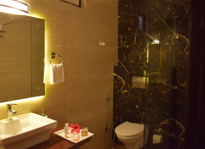 Bathroom 4, Corbett Paradiso by ILILA, Nainital