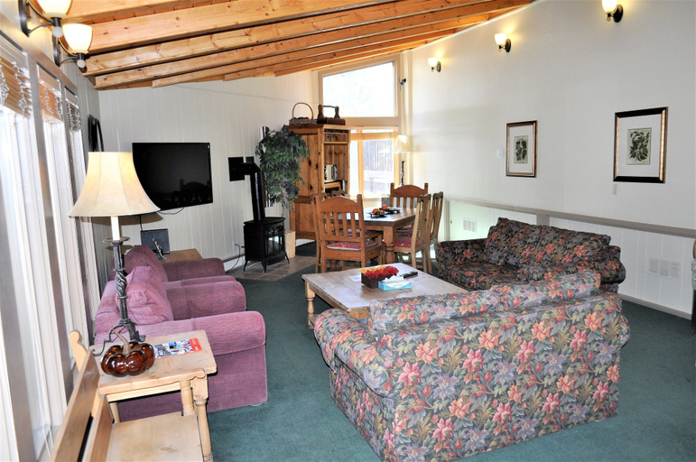 Others 5, Key Condos 3 Bed 2 Bath, Summit