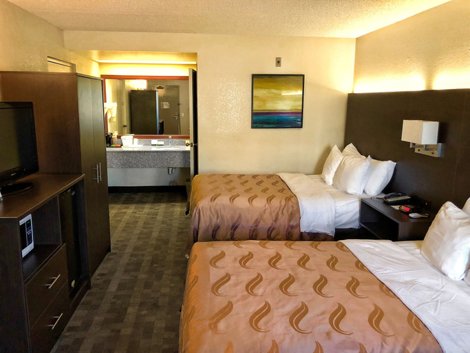 Bedroom 3, Quality Inn Riverside near UCR and Downtown, Riverside