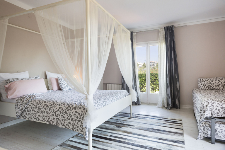 Bedroom 2, Villa Navarra Terramar, Barcelona