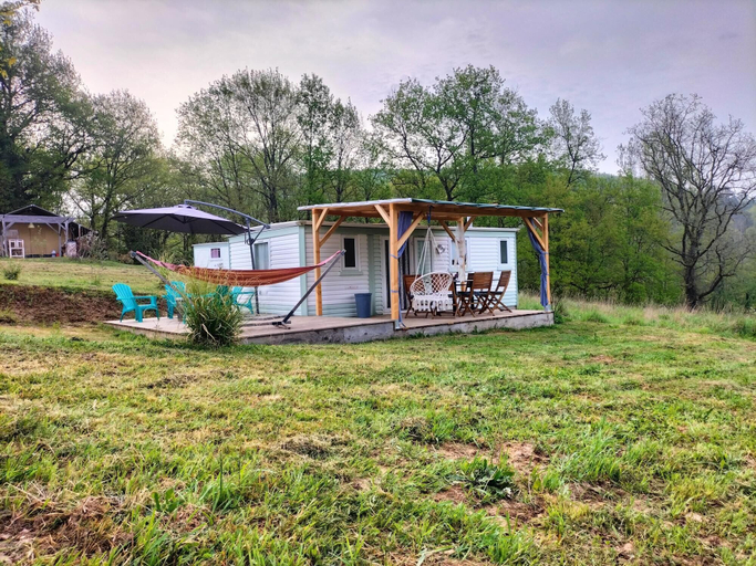 Exterior & Views 2, Domaine de la Velle, Lot