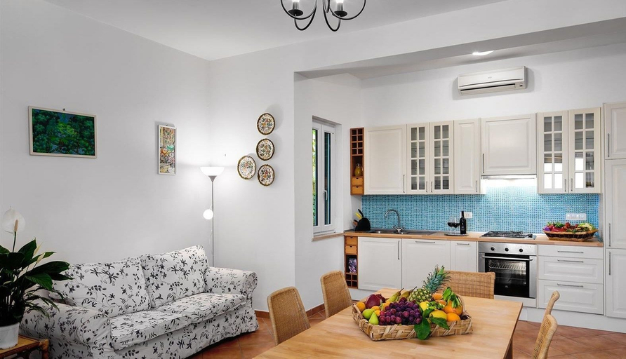 Private kitchen 3, Miomar, Napoli