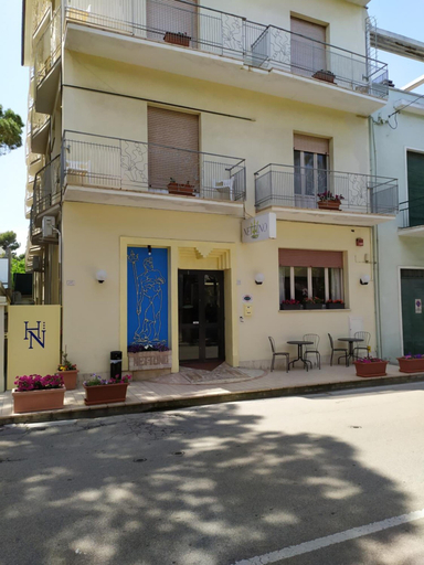 Exterior & Views 2, Hotel Nettuno, Fermo