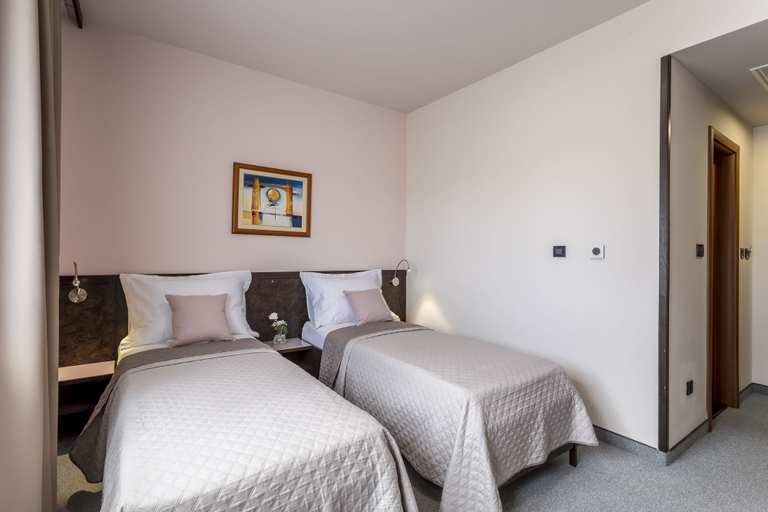 Bedroom 4, Hotel As, Split