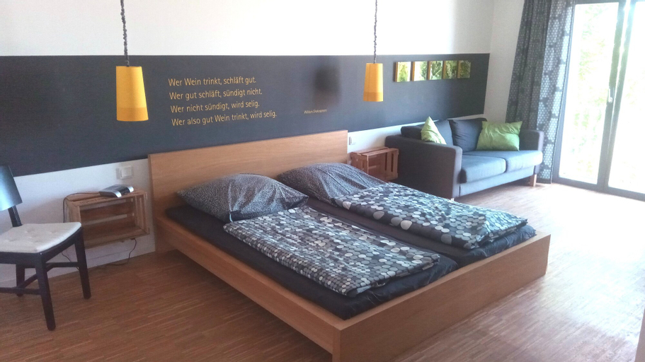 Bedroom 2, Weingut Seck, Mainz-Bingen