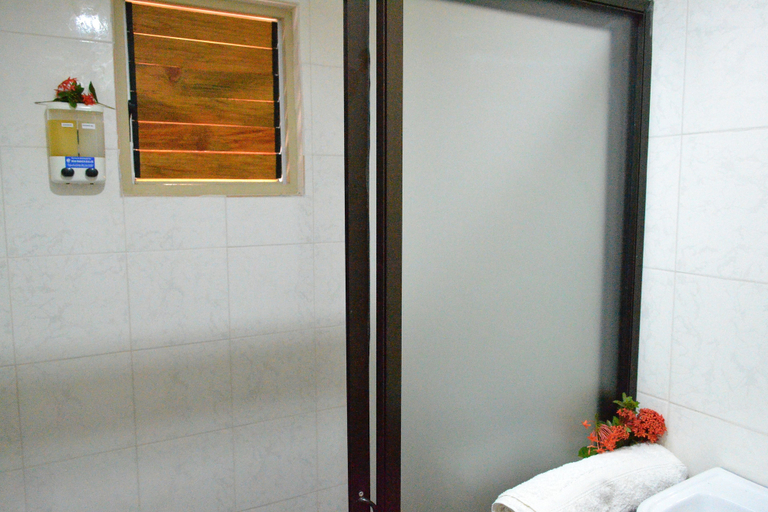 Bathroom 4, Nila Beach Resort Fiji, Ba