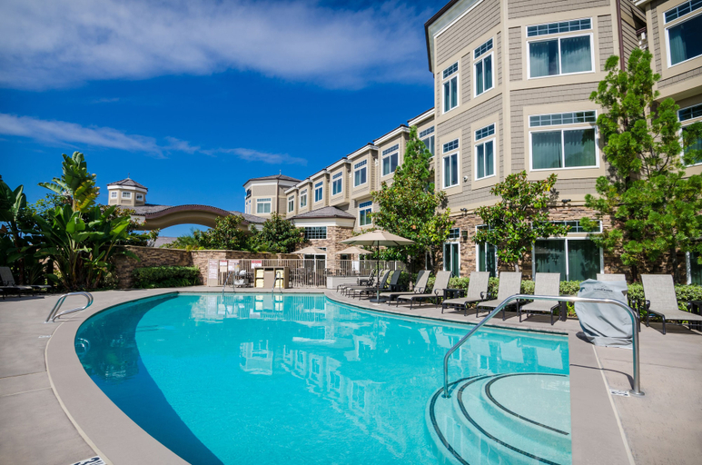 Sport & Beauty 5, West Inn & Suites, San Diego