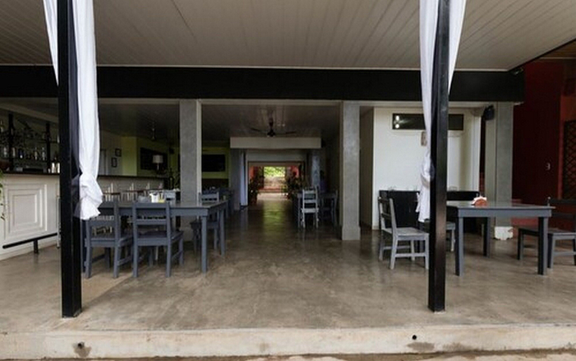 Food & Drinks, Laguna del Cocodrilo, Santa Cruz