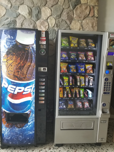 Food & Drinks 5, Belmont inn, Greater Sudbury