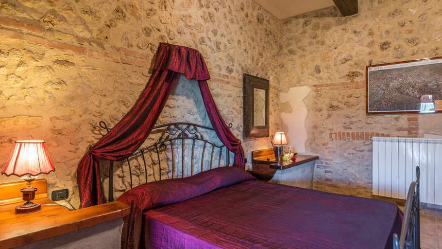 Bedroom 3, Podere Torricella 16 4, Terni