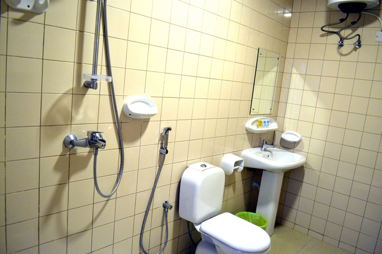 Bathroom 4, Star Emirates Inn, Salalah