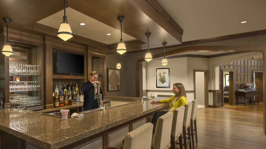 Food & Drinks 5, The Sewanee Inn, Franklin