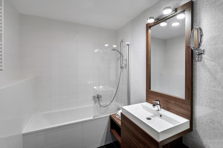 Bathroom 5, Sándor Hotel, Pécs