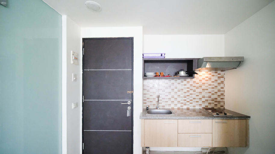 Others 5, Best Choice and Cozy Studio at The Square Apartment By Travelio, Surabaya