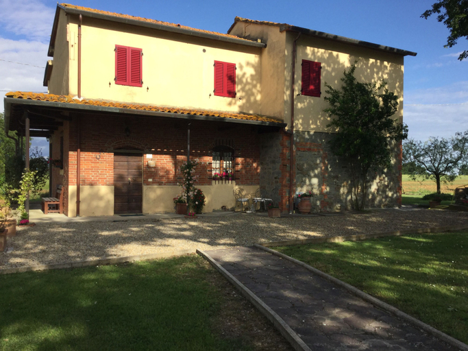 Exterior & Views 2, Agriturismo Podere Delle Querci, Arezzo