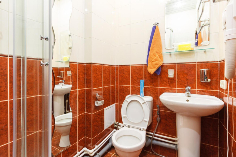 Bathroom 3, Serpukhovskoy Dvor, Central