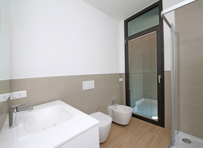 Bathroom 4, Villa T14, Verona