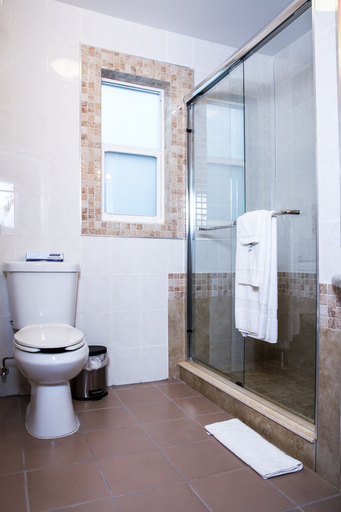 Bathroom 3, Caribbean Resort Suites, Broward