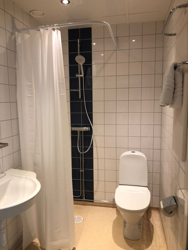 Bathroom 3, Kroppefjäll Bed & Breakfast, Mellerud