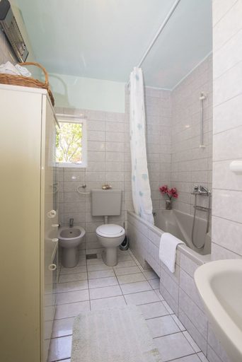 Bathroom 3, Apartments Palma, Jelsa