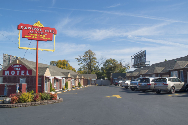 Others 5, Capitol Hill Motel, Multnomah