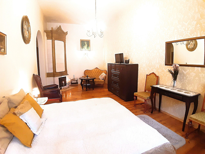 Bedroom 3, French Decor Apartment, Vilniaus
