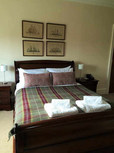 Bedroom 2, Saplinbrae Hotel and Lodges, Aberdeenshire