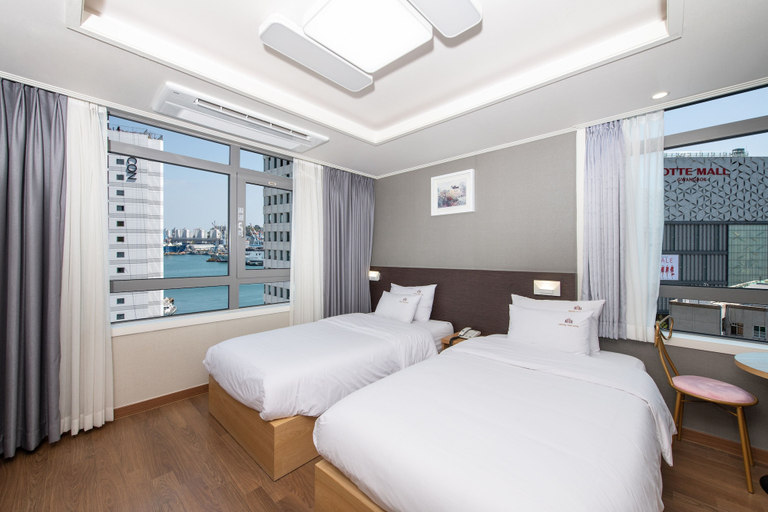 Bedroom 3, Central Park Hotel Busan, Jung