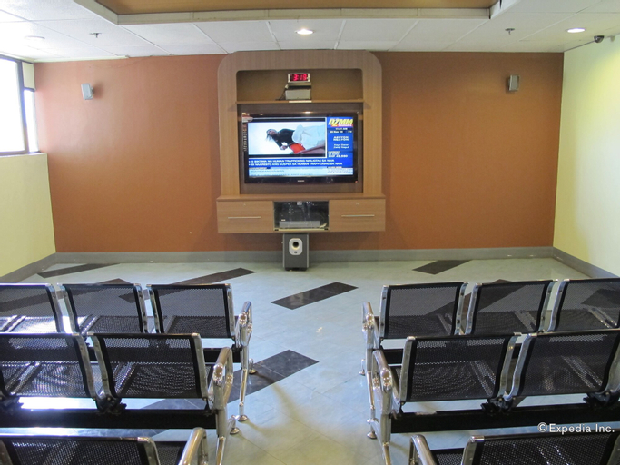 Business Facilities 28