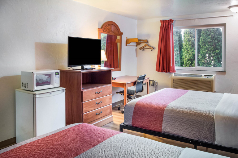 Bedroom 26