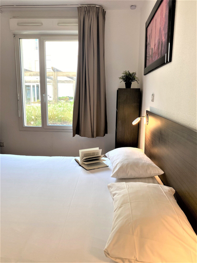 Bedroom 4, Apart'Hotel Sainte-Marthe, Vaucluse