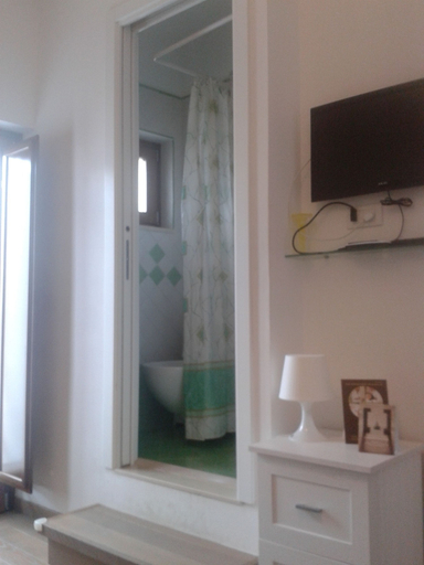 Bedroom 4, Bed & Breakfast Tra le Mura, Bari