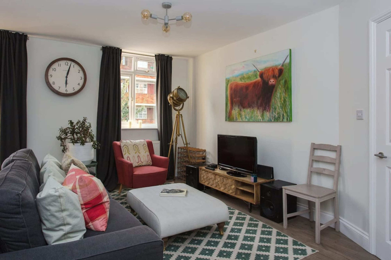 Others 4, Lovely 2 Bedroom Flat Near Whitechapel Station, London