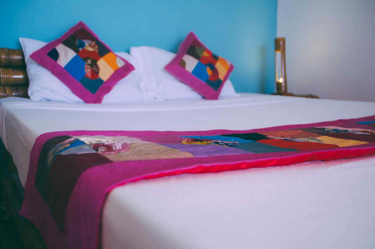 Bedroom 5, Tepanee Beach Resort, Daanbantayan